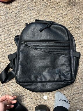 Rad rev black full size backpack
